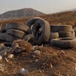 Quema de llantas y tiradero de basura constante denuncian vecinos en Toluca