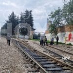 Entierran feto junto a las vías del tren en Toluca 