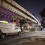 Muere pareja de motociclistas al caer de puente vehicular en Tollocan 