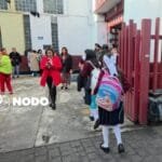 Vuelven estudiantes a las aulas estudiantes; la ciudad se reactiva